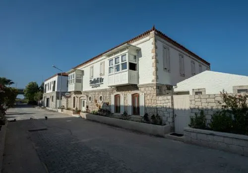 Sedirli Ev Otel Alaçatı