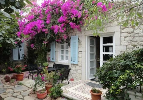 İncirliev Otel Alaçatı