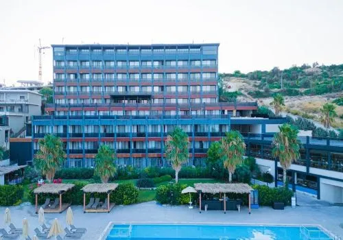 The Nowness Luxury Hotel & Spa