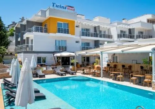 Twins Hotel Çeşme